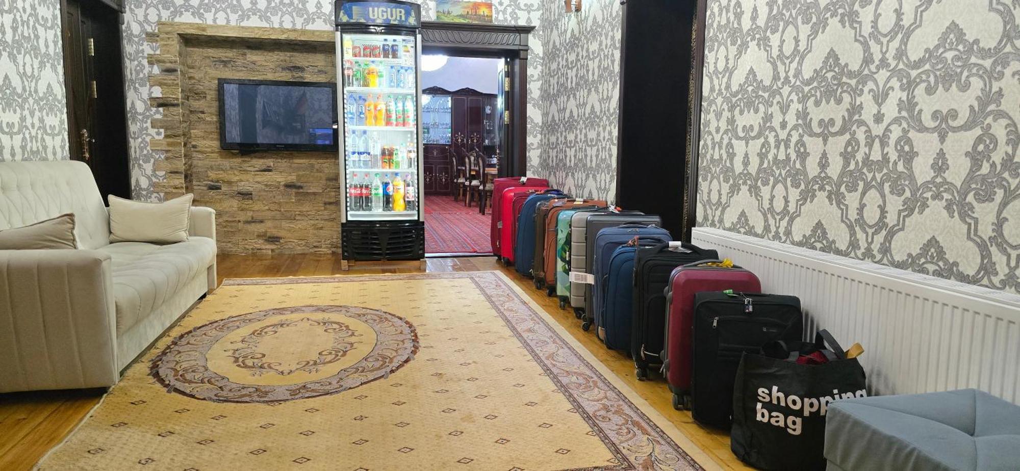 Khiva Tosh Darvoza & Trip Service Ngoại thất bức ảnh